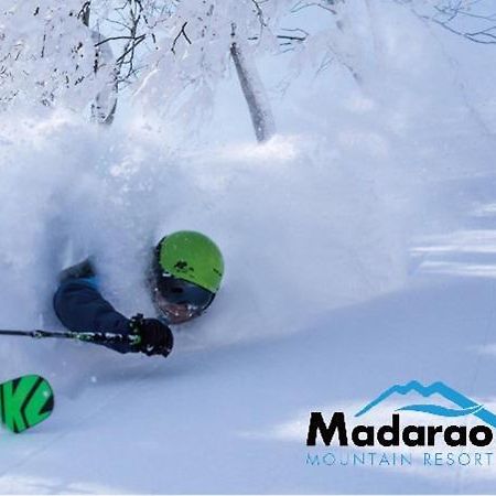 Madarao Kogen Hotel Iiyama Exterior foto